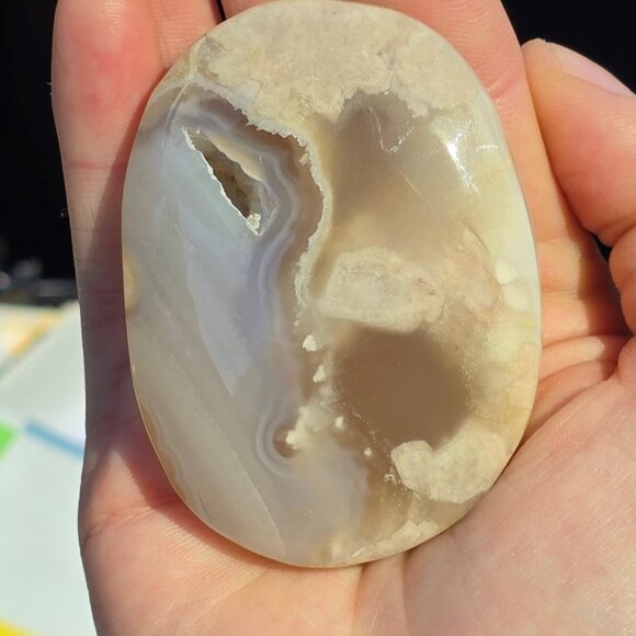 Flower Agate Crystal Palm Stone [D] - Picture 1 of 5